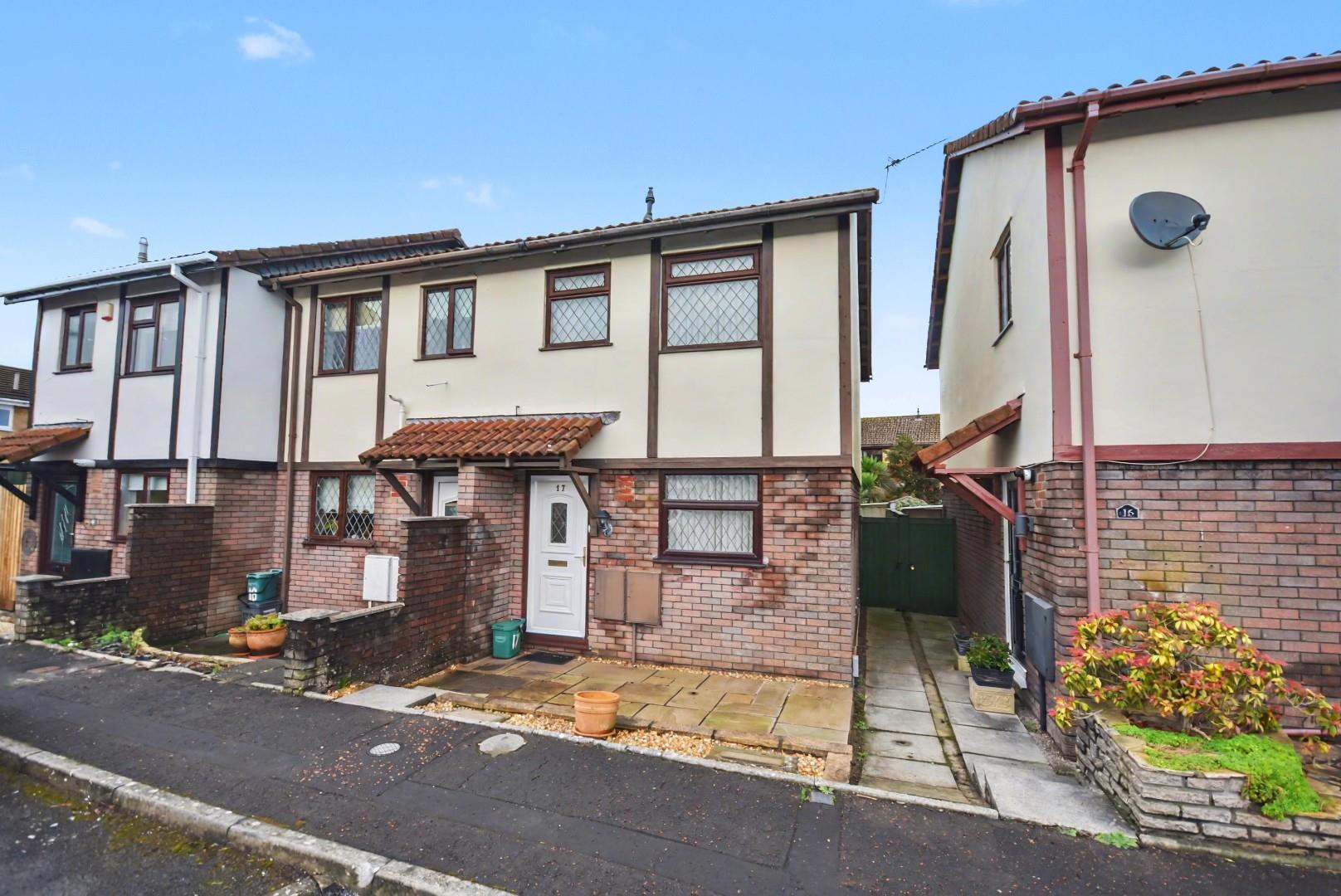 17 Woodham Park, Barry, CF62 8JF